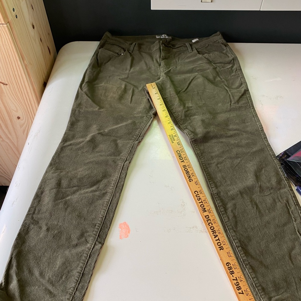 Old Navy Olive Green Rockstar cords